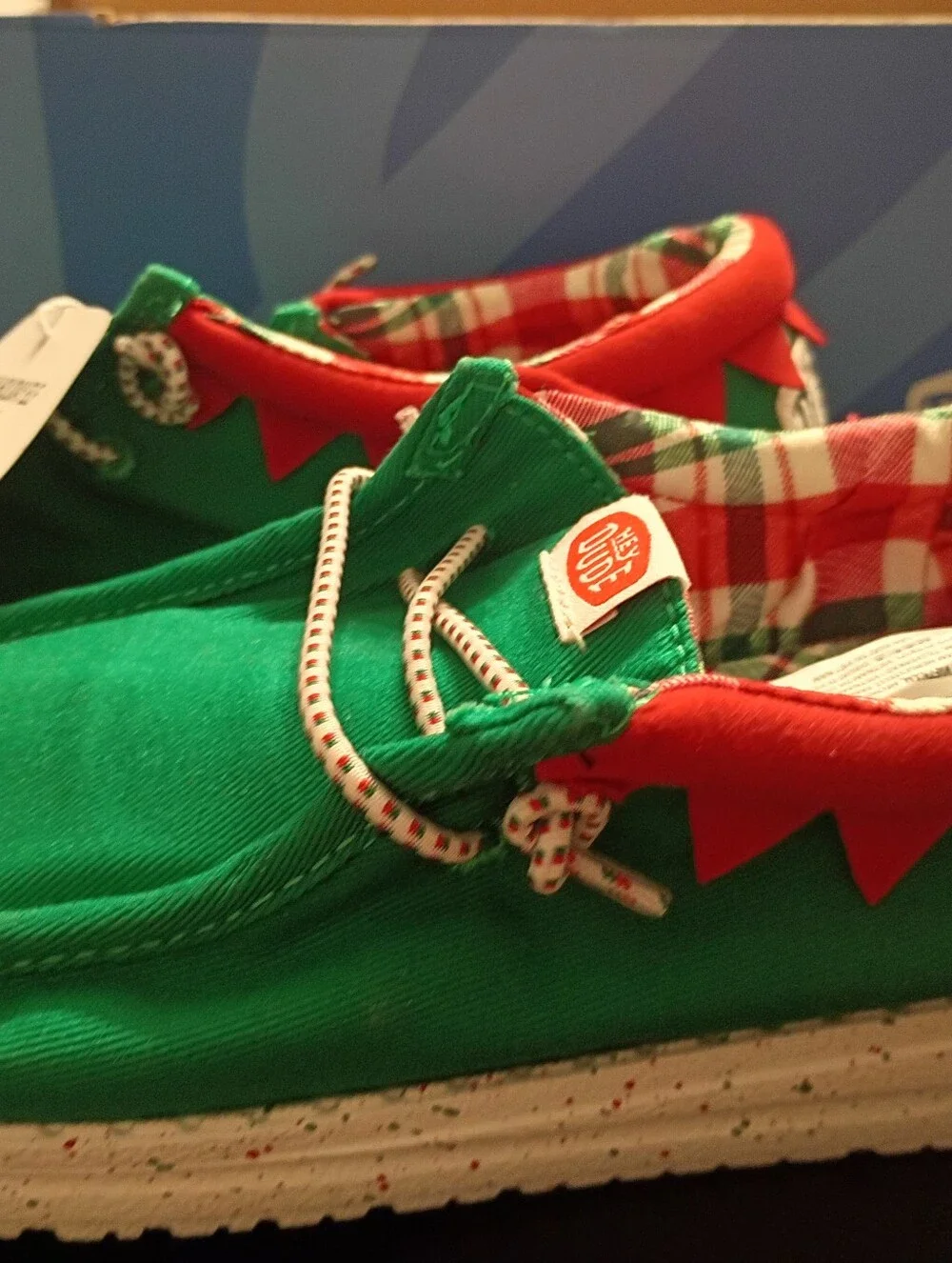 Hey Dude Kids' Wally Holiday Elf Shoes Green/Red Size 3J New With Tags